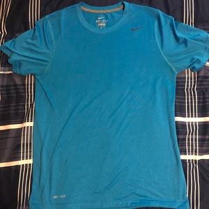 Short sleeve Nike shirt
